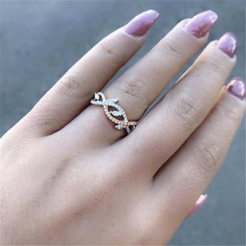 Vintage Retro Fashion Twisted Leaf Paved Full Cubic Zirconia Rings European American Fashion Gold Plating Rings Accessories Gift