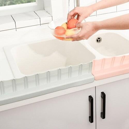 Kitchen Water Splash Guard Sink Water Splash Proof Retaining Plate With Attached Sucker Kitchen Dish Washing Baffle Board