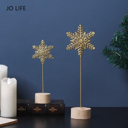 JO LIFE Nordic Snowflake Tabletop Decoration Office Statue Bookshelf Decor Gold Xmas Party Restaurant Snowflakes Ornament