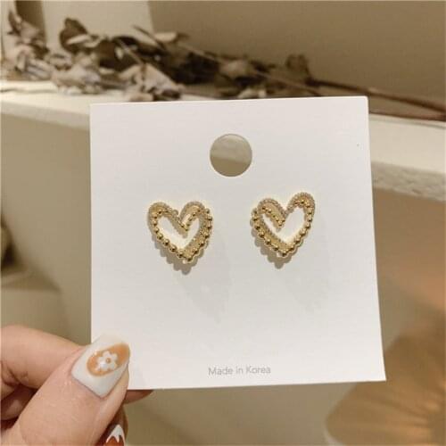 2021 Fashion Vintage Geometric Shining Rhinestone Heart Stud Earring for Women Girls Cute Hollow Love Shape Trendy Party Jewelry