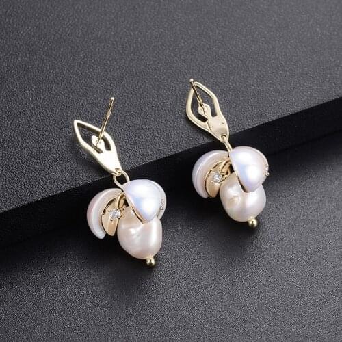 Dorado Elegant Jewelry Dancing Girls Ballet Shell Pearl Drop Earrings For Women Zircon Alloy Brincos Female Best Gift 2021
