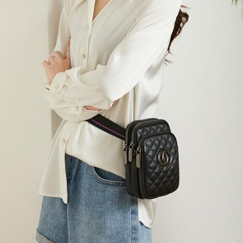 Generation of Three-layer Large-capacity Bags Womens New Shoulder Messenger Bag 2021 Fashion Rhombic Mobile Phone Bag Pocket