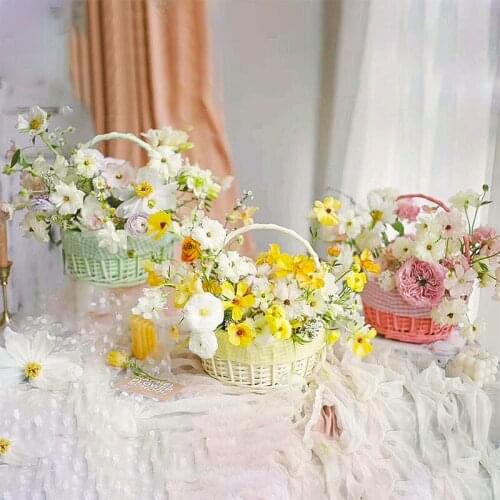 Portable Wicker Rattan Flower Basket DIY Wedding Flower Baskets Gift Wrapping Basket Ins Wind Photo Flower Basket Storage basket