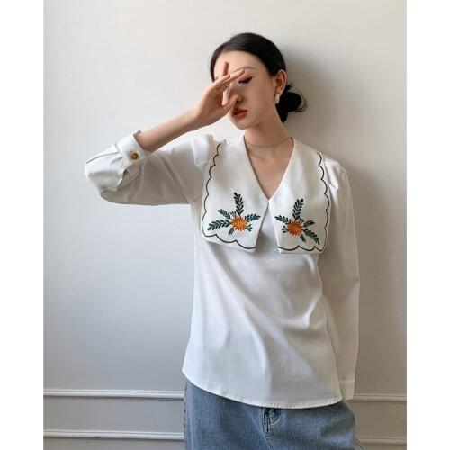 Navy Collar Floral Embroidery White Shirt Top Spring Women Puff Sleeve Wavy Edge Ladies Korean Blouse New