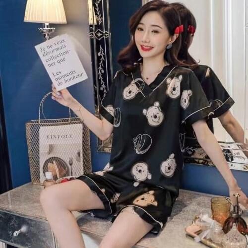 In the summer of 2021 the new female emulation silk pajamas thin with short sleeve shorts ice silk pajamas leisurewear can wear