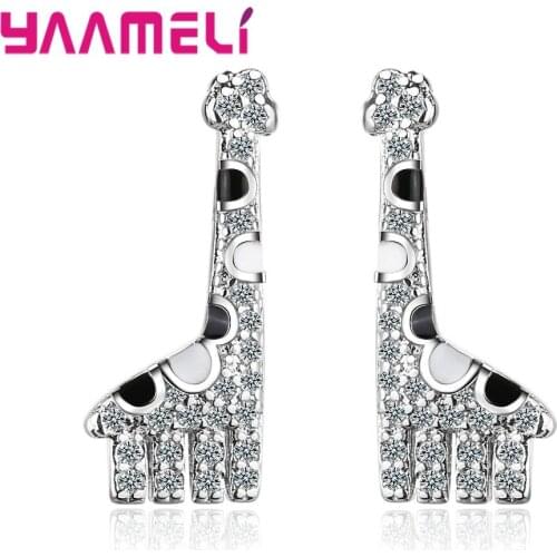 Free Shipping Cute Design Small Giraffe Cartoon Animal Stud Earrings Gift for Women Gift Party Jewelry Wholesale