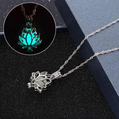 Luminous Lotus Flower Necklaces Women Men Fluorescent Stone Pendant Alloy Chain Necklace Healing Yoga Pendants Jewelry Gifts