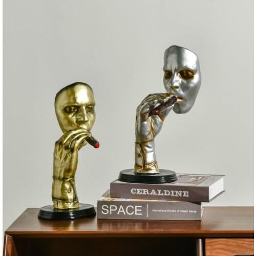 Nordic Home Decoration Resin Statue Sculpture Room Decoration Accessories Handicraft Gold Wing Desktop Wine Cabinet Furnishings