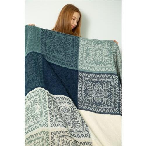 Bohemian Chenille Blanket Mediterranean Sofa Cushion Colorful Large Chair Lounge Blanket Beach Sandy Towels Cape with Tassel