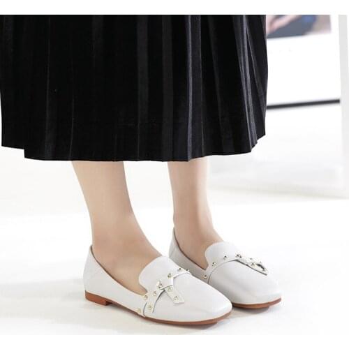 New Fashion Square Toe Loafers Flat Soft Plus Size Women Shoes 41 42 43