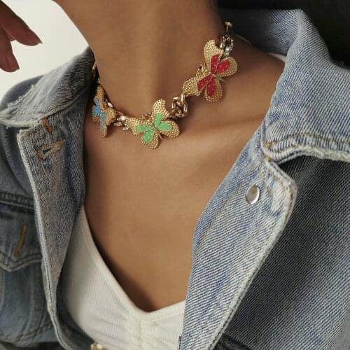 Retro fashion jewelry with color micro-inlaid small butterfly necklace Cuban buckle full rhinestone necklace for female