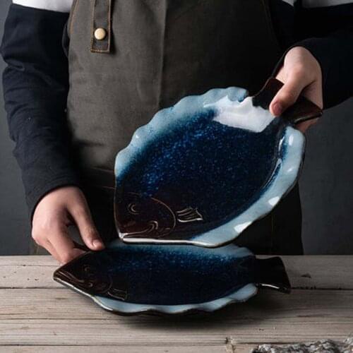 Japanese-style kiln changed to fish dishes, food utensils, sushi, fish-shaped dishes, ceramic dishes, retro dishes, homestay tab