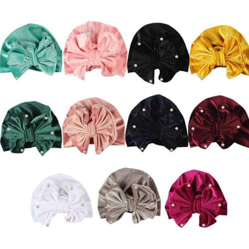 High Quality Velvet Baby Girls Hats Solid Color Pearls Bows Newborn Caps Keep Warm Outdoor Bonnet Children Headwear Photo Props
