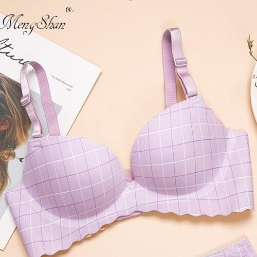 One-piece Lattice Gather comfort Seamless Ring Bras Small chest sex appeal Top underwear Student bra Gathering thickening Bras