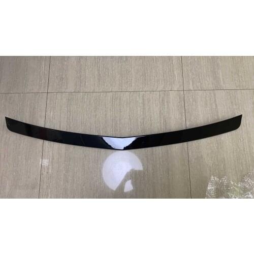 It is suitable for Mercedes Benz W212 four door E-class 2009-15 modified AMG E63 tail bright black primer