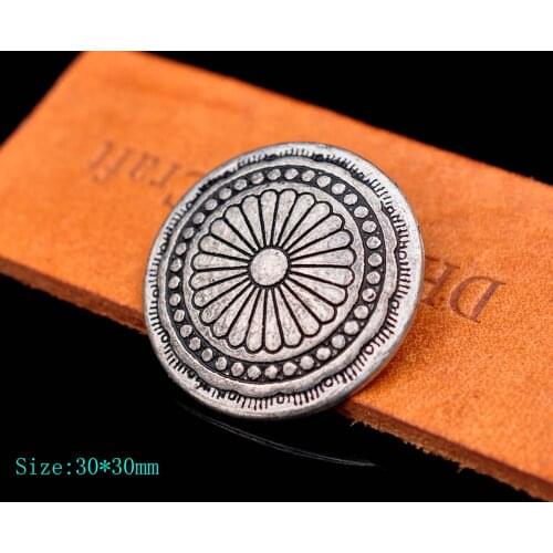 10PC 30mm Antique Silver Southeast Tribal Sun Flower Pattern Engraved Leathercraft Concho For Belt Bag Wallet Decor Rivetback