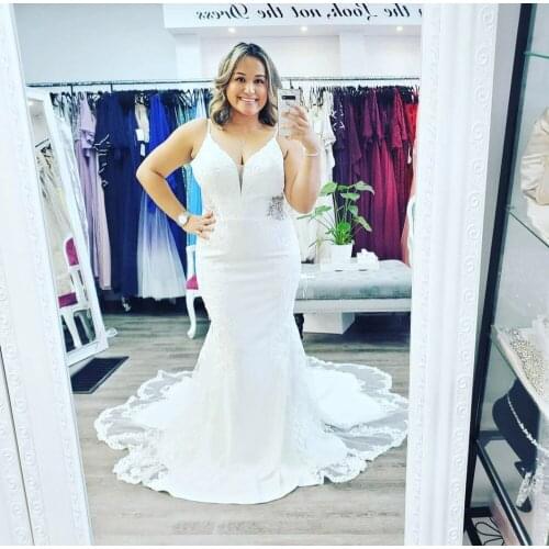Wedding Dress Mermaid V-Neck Spaghetti Straps Sleeveless Backless Lace Appliques Tulle Floor Length Sweep Train Bride Gown 2021