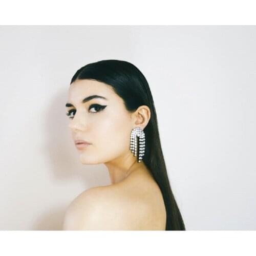 U-shaped tassel star with super flash full diamond earrings