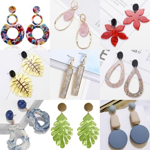 New Leopard Pattern Artificial Leather EARRINGS Metal Resin Tortoise Lady Earrings Fashion Acrylic Jewelry Accessories