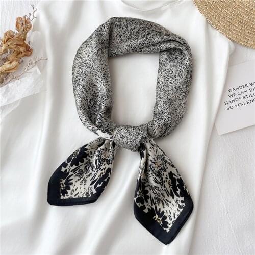 Satin Square Scarf For Women Print Silk Shawl Headscarf Fashion Neckerchief Female Headband Hair Wrap Foulard Hijab Bandana 2021