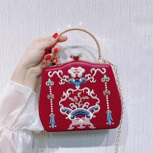Red Color Pu Fashion Day Clutch Printed Embroidery Vintage Style Evening Bags With Shoulder Bucket Messenger