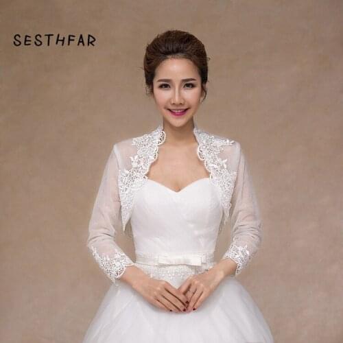 Elegant 2018 New Shares of women 3/4 long sleeve white lace shoulders cropped bolero jacket wedding white wedding wraps