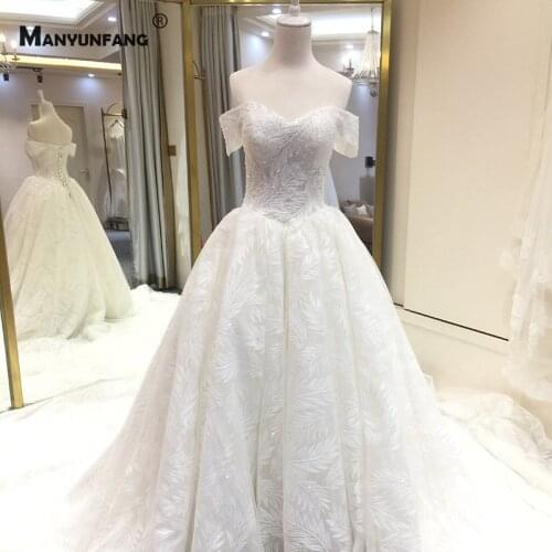 Custom Made Off the Shoulder Embroidery Appliques Tulle Bridal Ball Gown Luxury Cathedral Train Sweetheart Neck Wedding Dress