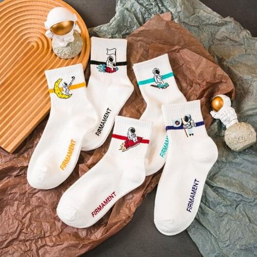 Women Socks Astronaut Harajuku Moon Rocket Cartoon Anime Korea Japanese Cute Cotton White Socks Kawaii Happy Funny Dropshipping