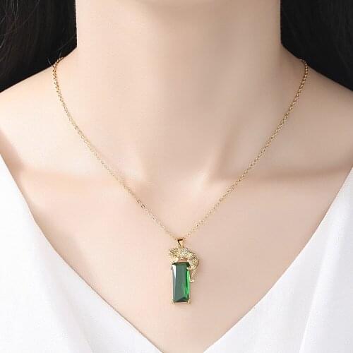 VAKKI Geometric Square Green Stone Pendant Gold Color Necklace Leopard Animal Necklaces For ladies Fashion Jewelry Wholesale