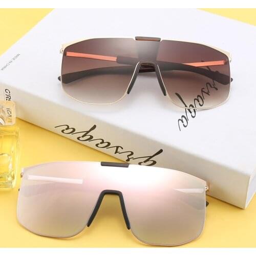 MINCL/ Sexy unique oversized sunglasses men retro 2018 classic black sunglasses big frame women wind UV400 LXL