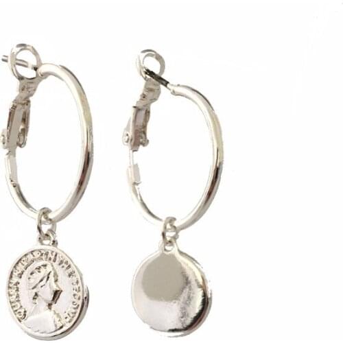 Gorgeous Gold Or Silver Color Coin Charm Hoop Earrings For Women Queen Dainty
