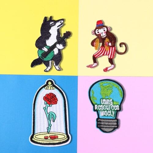 Cartoon Monkeys beat gongs Patches Clothes Iron On The weasel plays the guitar Embroidered Applique DIY Apparel Accessory
