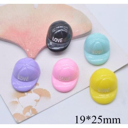 10Pcs 3D Resin Love Baseball Cap Figurines Miniatures Planar Scrapbooking Home Decoration Crafts Supplies