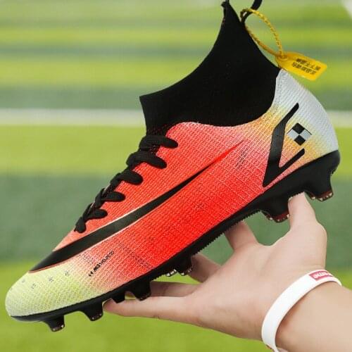 Long Spikes Red Boys Soccer Shoes High Top Kids Football Boots Men Breathable Soccer Cleats Antiskid Chaussure Unisex Shoes