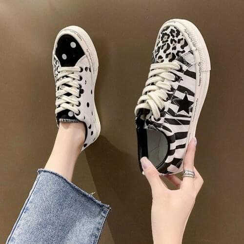 Fashion Women Vulcanized Shoes Sneakers Ladies Lace-up Casual Shoes Breathable Pu Leopard Print Flat Sneakers Zapatos De Mujer