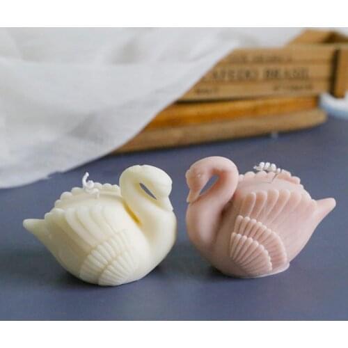3D Swan Shape Aromatherapy Candle Mold 3D Animals Wax Candle Silicone Molds Plaster Crafts Decoration Tool