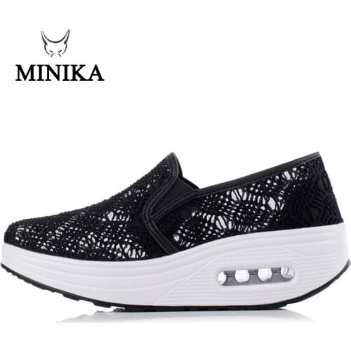 2019 Women Toning Shoes Weaving Breathable Lace Platform Swing Shoes New Summer Hollow Ultra-light Female Lazy Slimming Shoes