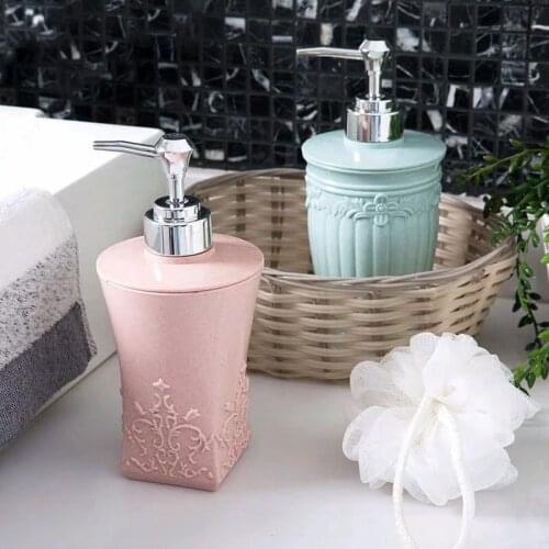 400ML 3D Carved Flower Shampoo Lotion Empty Bottle Liquid Dispenser Lotion Bottle For Travel Cosmetics Soap Shower Container