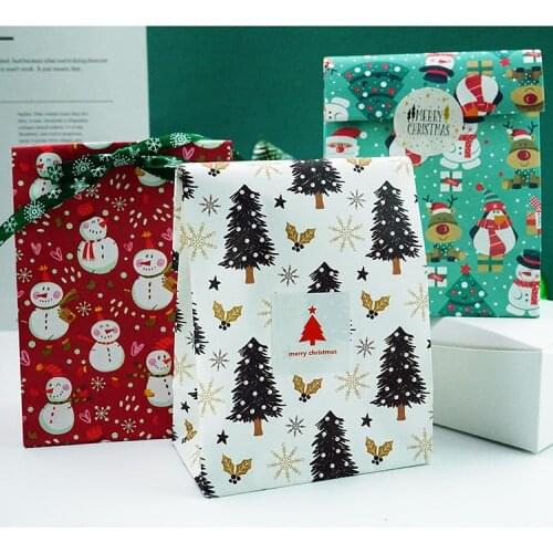 6PCS/Set Mix Types Candy Gift Bags Snowman Merry Christmas Guests Snowflakes Packaging Gifts Boxes Christmas Party Gift Decor