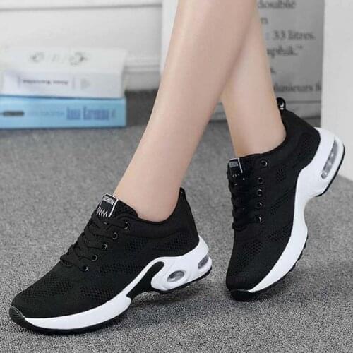 2021 Womens Vulcanize Shoes Casual Lace Up Woman Shoes Classic Solid Colors Women Platform Sneakers Fashion Woman Flats Heel