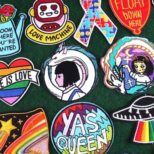 Japan Anime DIY Patches Iron On Patch On Clothes Embroidered Patch For Clothing Cartoon Whale Stickers Patches OnJeans Applique