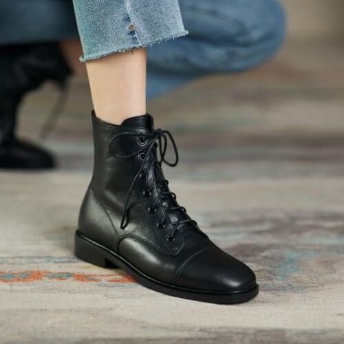 QZYERAI Womens Ankle Motorcycle boots Shoes Round toe Lace up Woman Boots Genuine Leather Ankle Boots Women Autumn Shoes