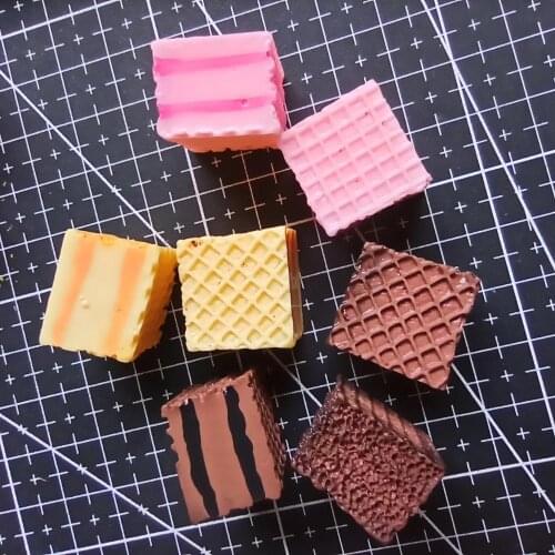 1pcs/lot resin flat back multilayer Waffles bread 19mm simulation of food Cabochon Scrapbook DIY phone decoration