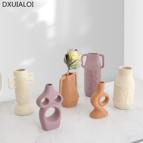 Nordic personality creative geometric white ceramic vase, modern home decoration dining table and living room decoration