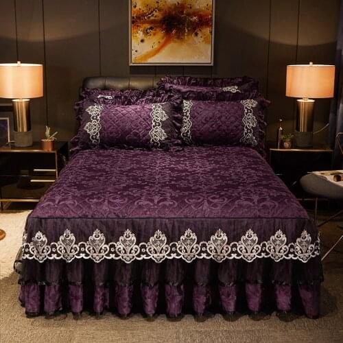European Beddings Queen Size Bed Sheets Set Velvet Thickened Lace Bed Skirt for Luxury Embroidery Bedspreads Without Pillowcases