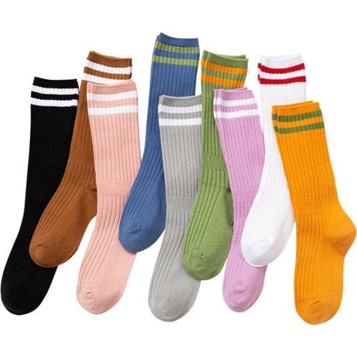 New Womens Tube Socks Fashion Vertical Strip Warm Foot Set Spring and Autumn Socks Black Purple Socks Wholesale