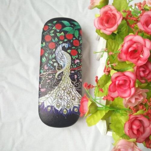 LIUSVENTINA Hot Story Cute Secret Garden Peacock Frame Glasses Box Sunglasses Case Gift for Girls and Friends