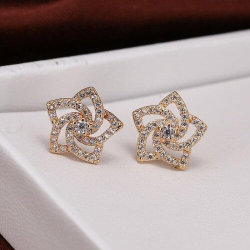 Fashion Geometric Five-Pointed Star Flower Zircon Stud Earrings Girlfriend Gifts Party Evening Woman Jewelry Stud Earrings 2021