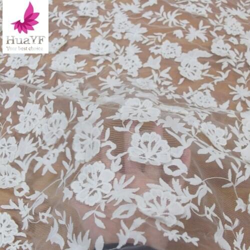 Top-end Luxury White 3d flower Embroidery French Tulle lace handmade 3d fashion lace fabric for wedding dress