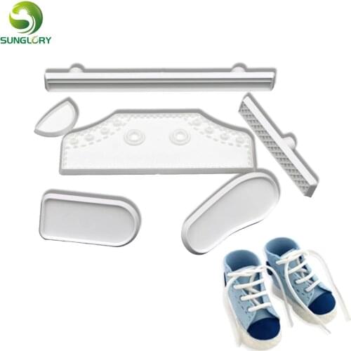 DIY 6PCS/SET Plastic Life Size Baby High Cut Sneaker Fondant Decoration Cookie Cutter Cake Mold Bebe Shoe Baking Tools For Cakes